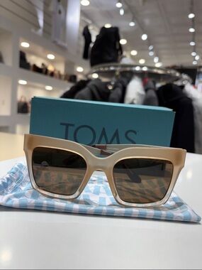 TOMS Beige Square Sunglasses with Dark Lenses